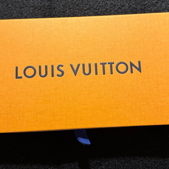 Louis Vuitton Emilie Wallet Damier Azur Canvas - Picture 7 of 7